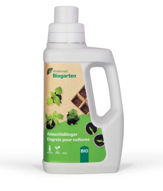 Concime liquido per piantine e colture